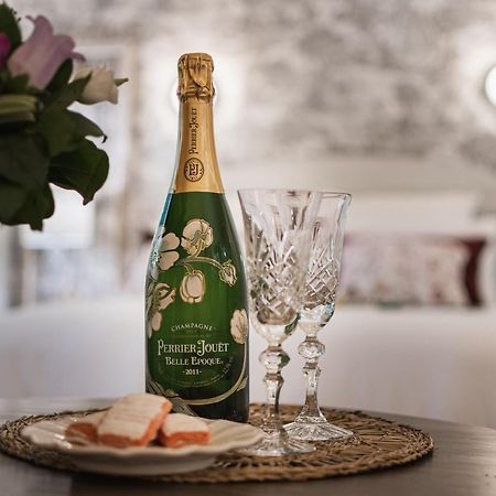 The French Boudoir Apartment Epernay Luaran gambar