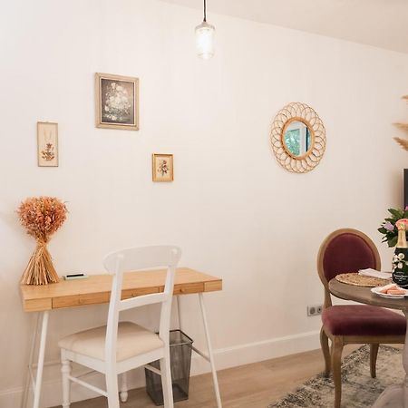 The French Boudoir Apartment Epernay Luaran gambar