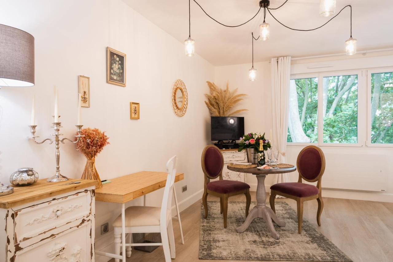 The French Boudoir Apartment Epernay Luaran gambar