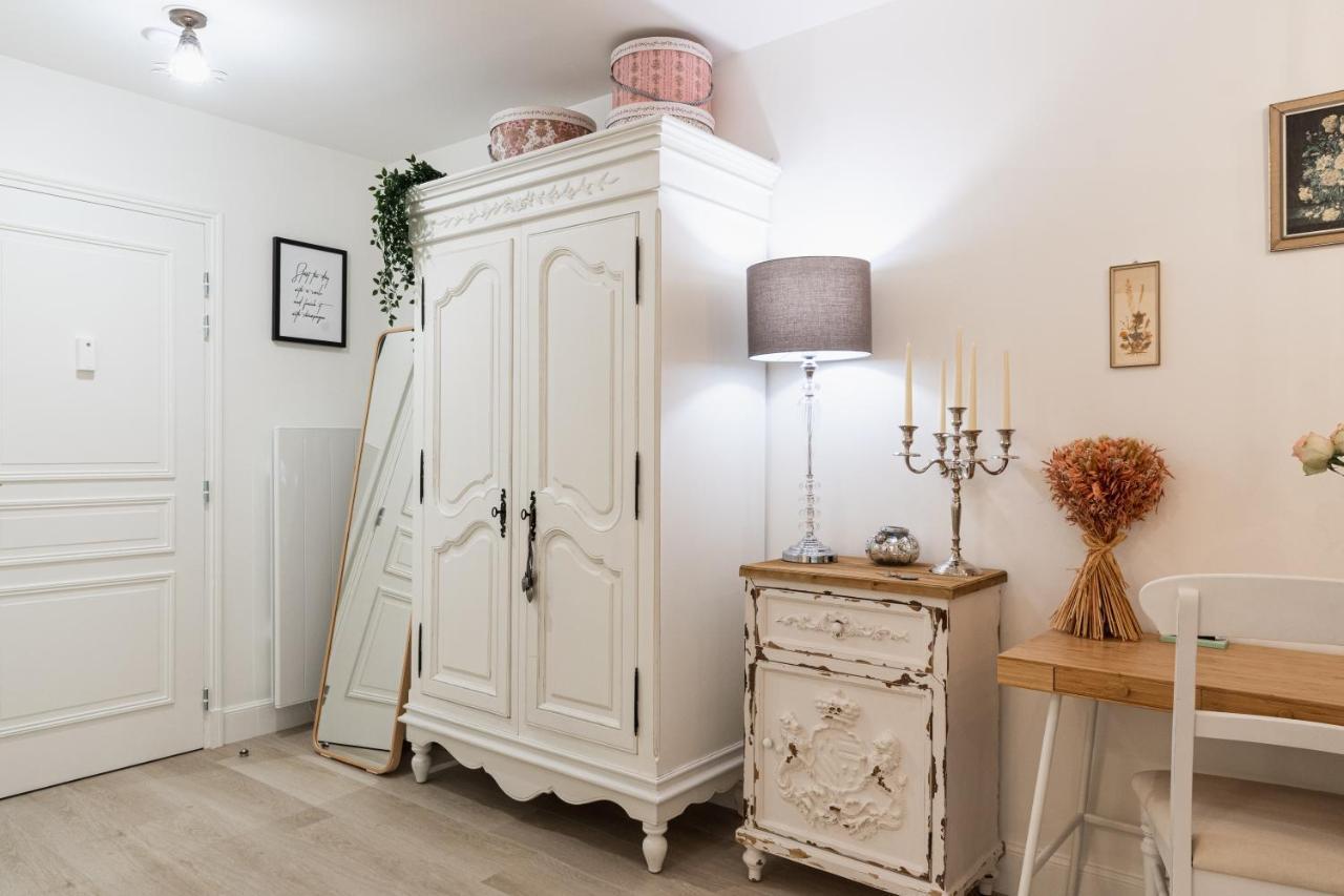 The French Boudoir Apartment Epernay Luaran gambar